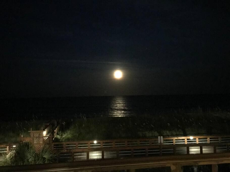 Oceanfront * Pool * Elevator * Boardwalk Leilighet Carolina Beach Eksteriør bilde