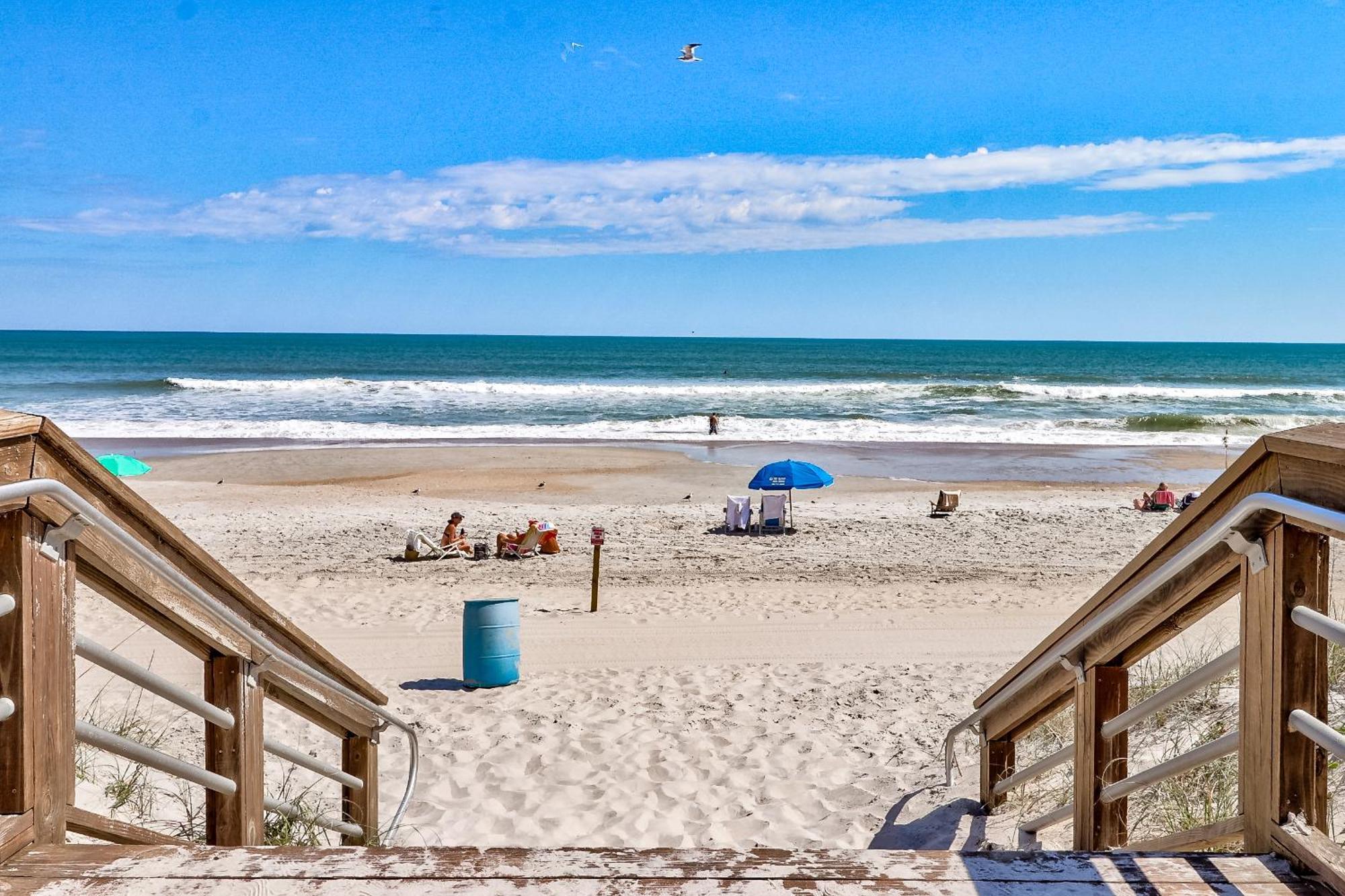 Oceanfront * Pool * Elevator * Boardwalk Leilighet Carolina Beach Eksteriør bilde